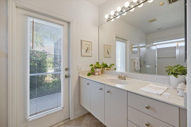 447 PELICAN MOORINGS, Venice, FL 34285