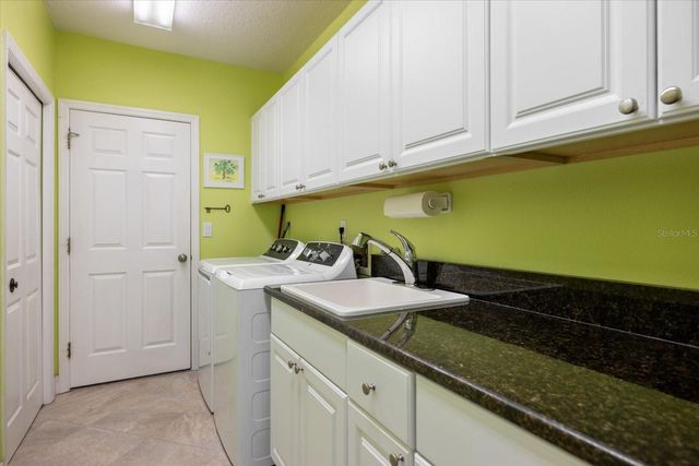 447 PELICAN MOORINGS, Venice, FL 34285