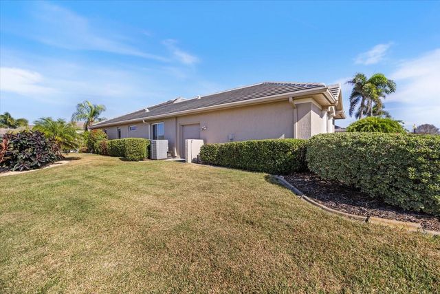 447 PELICAN MOORINGS, Venice, FL 34285