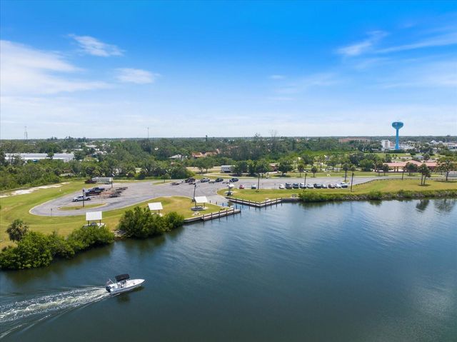 447 PELICAN MOORINGS, Venice, FL 34285