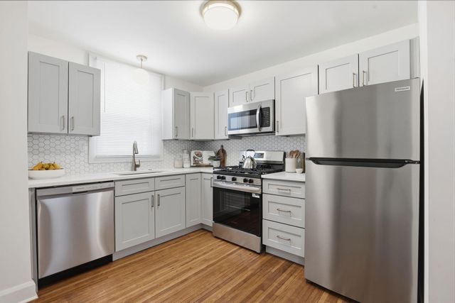 765 E 2nd Avenue, Columbus, OH 43201