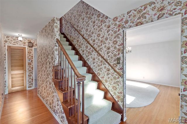 7761 Becker Road, St Louis, MO 63129