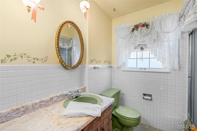 7761 Becker Road, St Louis, MO 63129