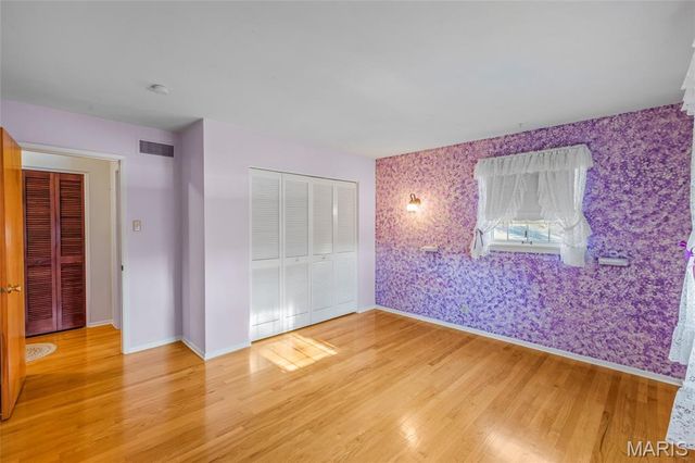 7761 Becker Road, St Louis, MO 63129