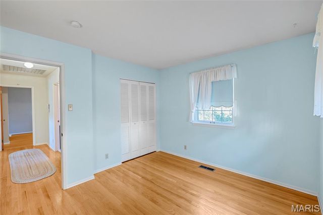 7761 Becker Road, St Louis, MO 63129