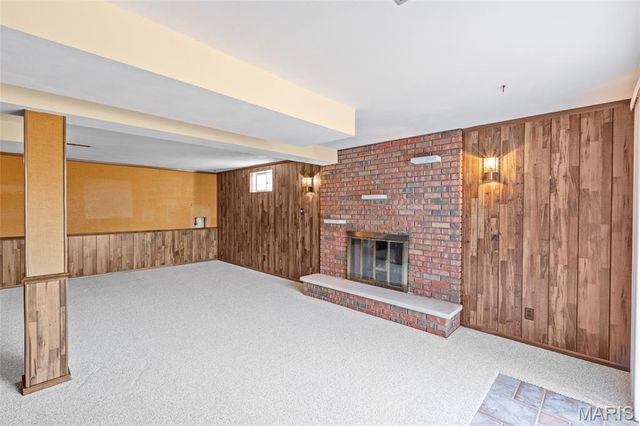 7761 Becker Road, St Louis, MO 63129