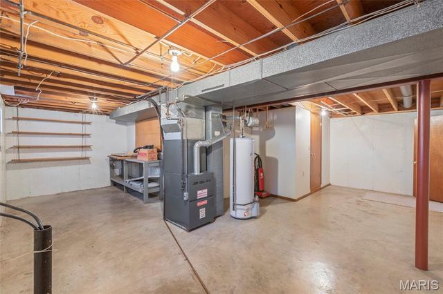 7761 Becker Road, St Louis, MO 63129