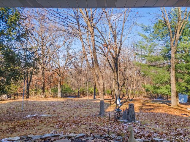 7761 Becker Road, St Louis, MO 63129