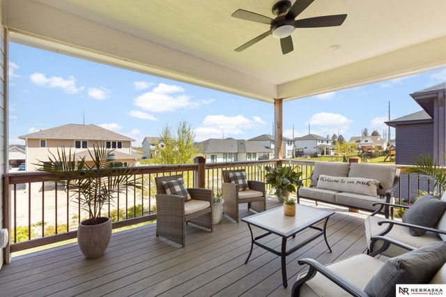 5425 N 206th Street, Elkhorn, NE 68022