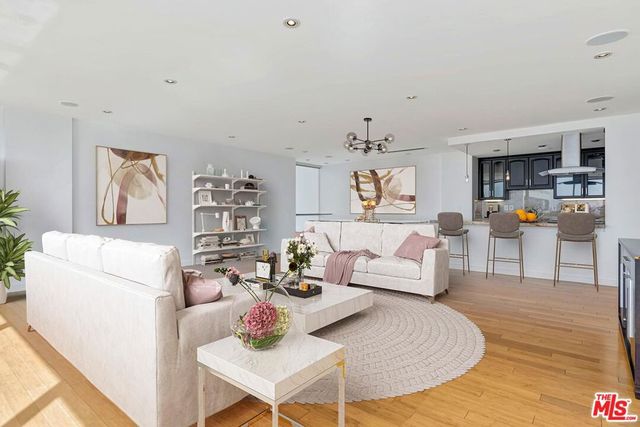 2222 Avenue Of The Stars 1102, Los Angeles, CA 90067