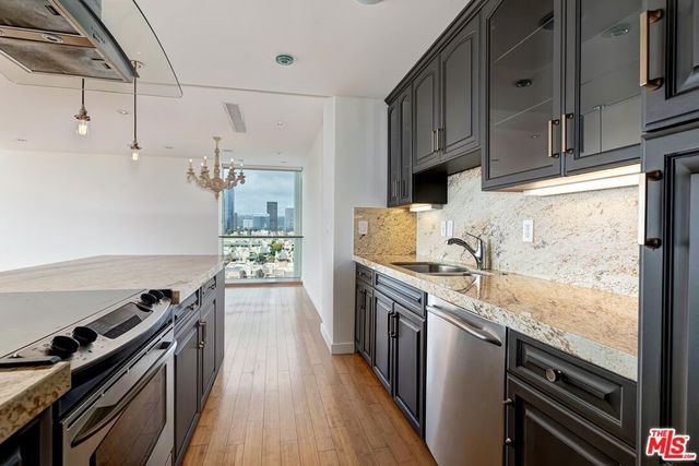 2222 Avenue Of The Stars 1102, Los Angeles, CA 90067