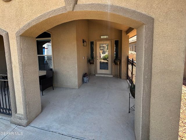 11008 CATTLE RANCH Street, El Paso, TX 79934