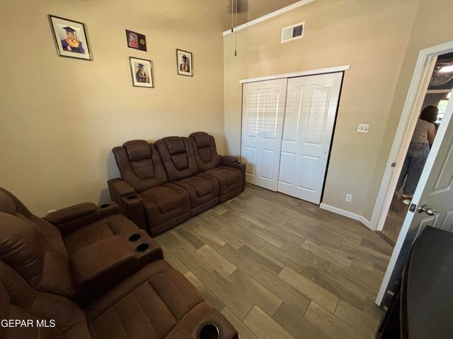 11008 CATTLE RANCH Street, El Paso, TX 79934