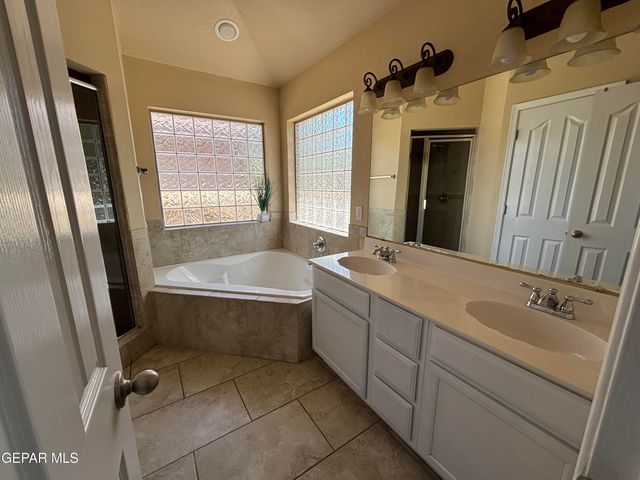 11008 CATTLE RANCH Street, El Paso, TX 79934