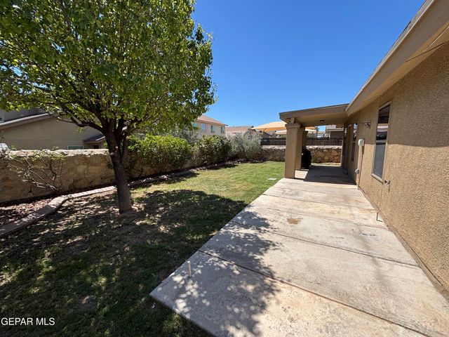 11008 CATTLE RANCH Street, El Paso, TX 79934