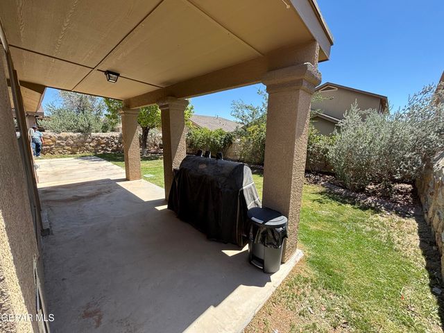 11008 CATTLE RANCH Street, El Paso, TX 79934