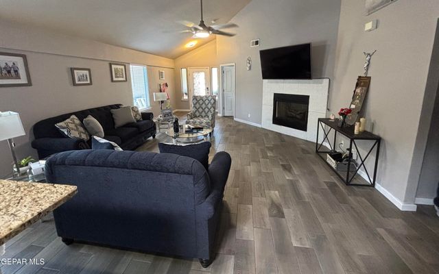 11008 CATTLE RANCH Street, El Paso, TX 79934