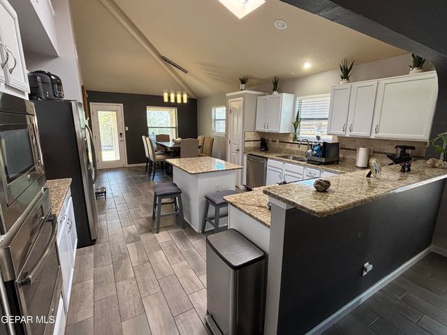 11008 CATTLE RANCH Street, El Paso, TX 79934