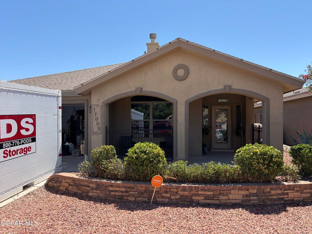 11008 CATTLE RANCH Street, El Paso, TX 79934
