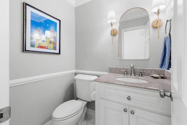 1043 Loyalist Lane, Mount Pleasant, SC 29464