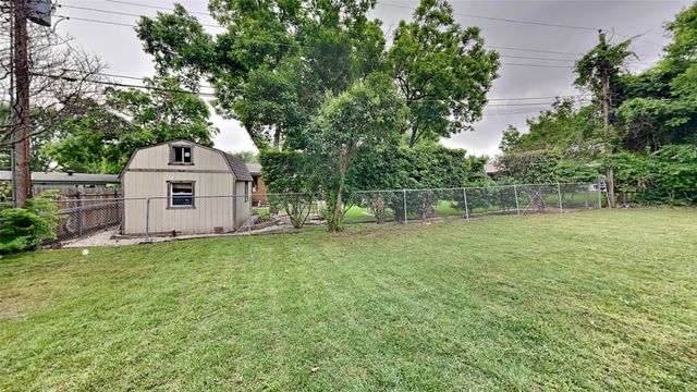 5828 Cynthia Circle, North Richland Hills, TX 76117