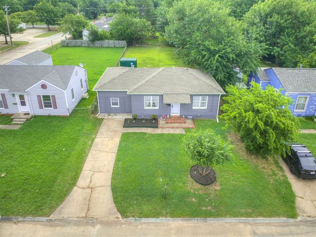 518 E Lockheed Drive, Midwest City, OK 73110