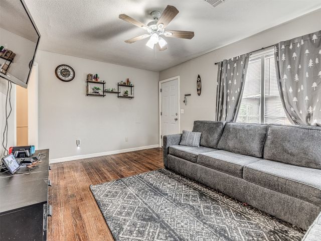 518 E Lockheed Drive, Midwest City, OK 73110