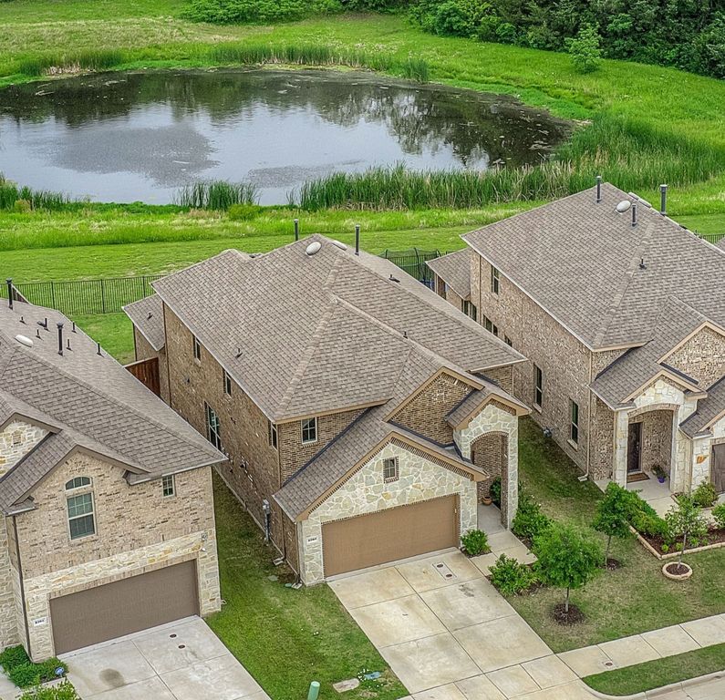 2703 Sayers Way, Forney, TX 75126