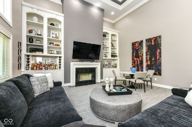 10815 Diamond Drive, Carmel, IN 46032