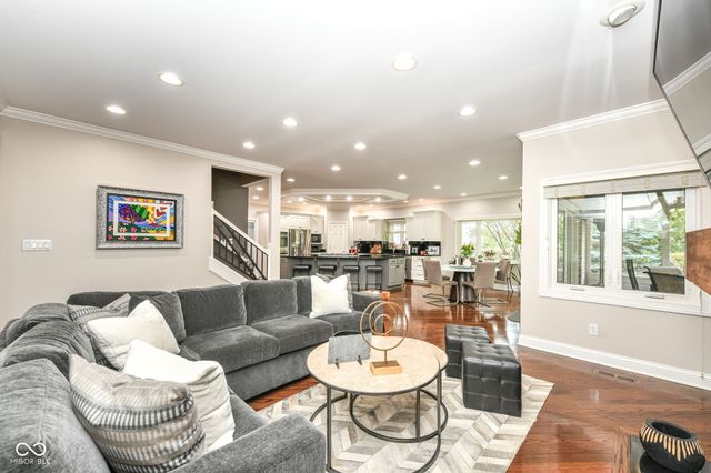 10815 Diamond Drive, Carmel, IN 46032