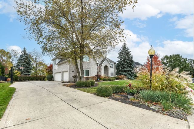 10815 Diamond Drive, Carmel, IN 46032