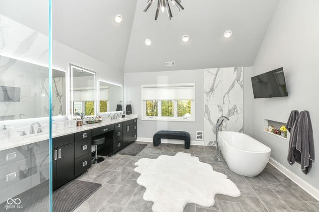 10815 Diamond Drive, Carmel, IN 46032