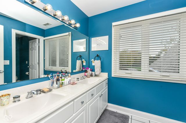 10815 Diamond Drive, Carmel, IN 46032