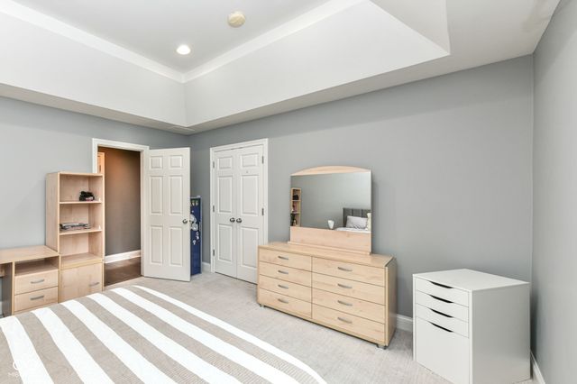 10815 Diamond Drive, Carmel, IN 46032