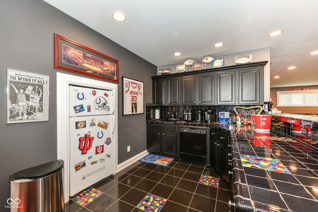 10815 Diamond Drive, Carmel, IN 46032