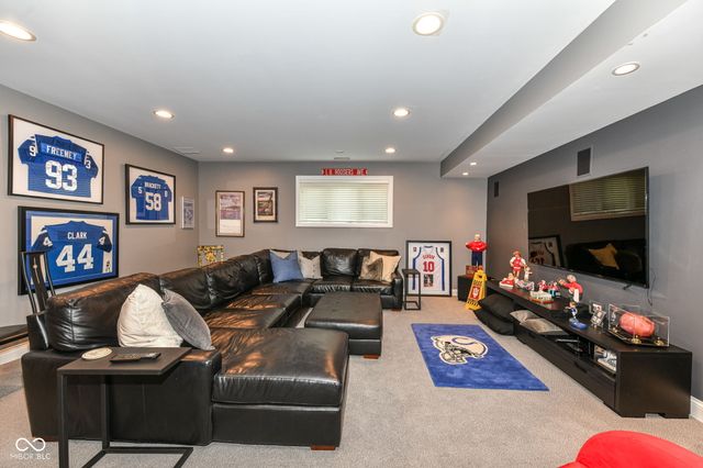 10815 Diamond Drive, Carmel, IN 46032