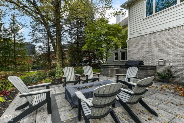 10815 Diamond Drive, Carmel, IN 46032