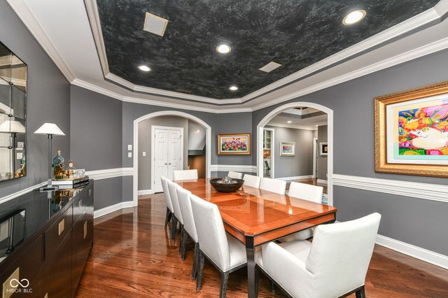 10815 Diamond Drive, Carmel, IN 46032