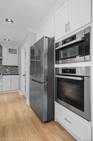 2120 Buckingham Avenue, Birmingham, MI 48009