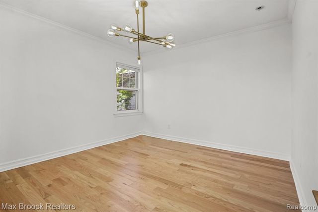 2120 Buckingham Avenue, Birmingham, MI 48009