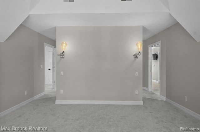 2120 Buckingham Avenue, Birmingham, MI 48009