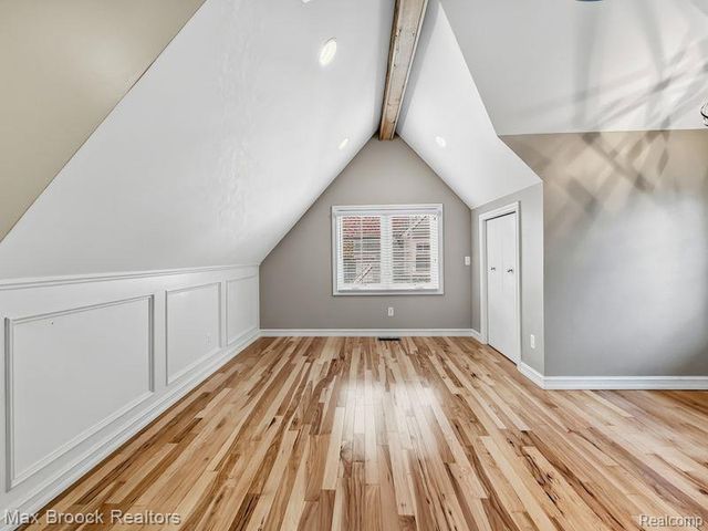 2120 Buckingham Avenue, Birmingham, MI 48009