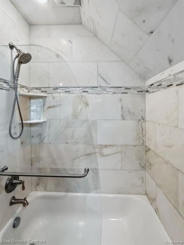 2120 Buckingham Avenue, Birmingham, MI 48009