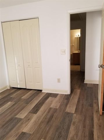 5134 TENNIS COURT CIRCLE, Tampa, FL 33617