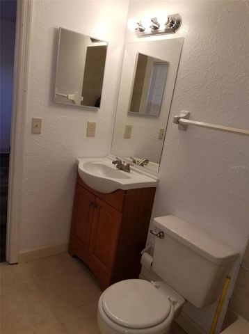 5134 TENNIS COURT CIRCLE, Tampa, FL 33617