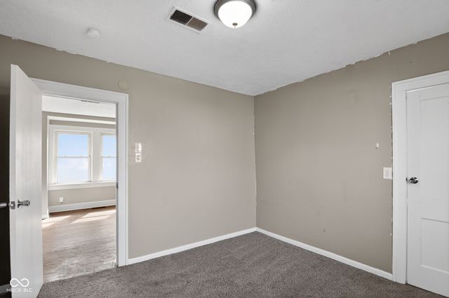 15 Myron Avenue, Indianapolis, IN 46241