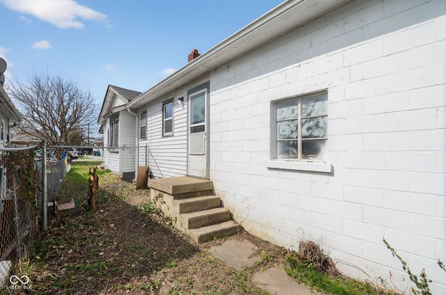 15 Myron Avenue, Indianapolis, IN 46241