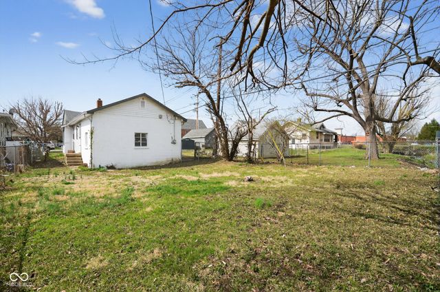 15 Myron Avenue, Indianapolis, IN 46241