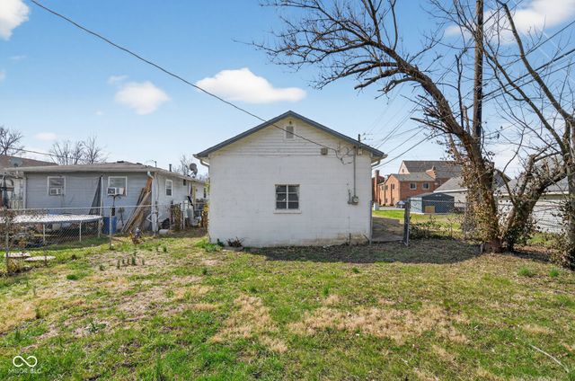 15 Myron Avenue, Indianapolis, IN 46241