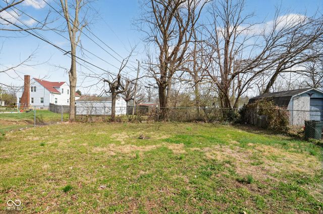 15 Myron Avenue, Indianapolis, IN 46241